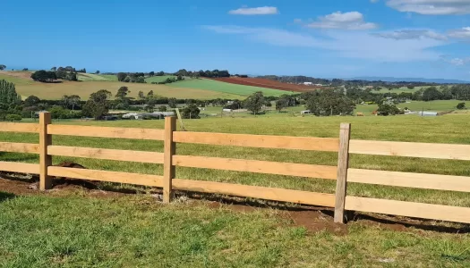 Just look at that view.... (and the fence!)